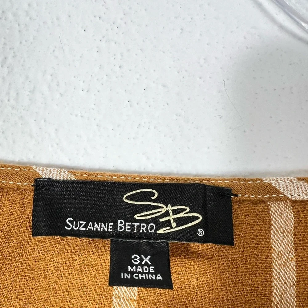 Suzanne Betro Short Sleeve V-Neck Lace Trimmed Blouse Mustard Brown 3X - Picture 4 of 7